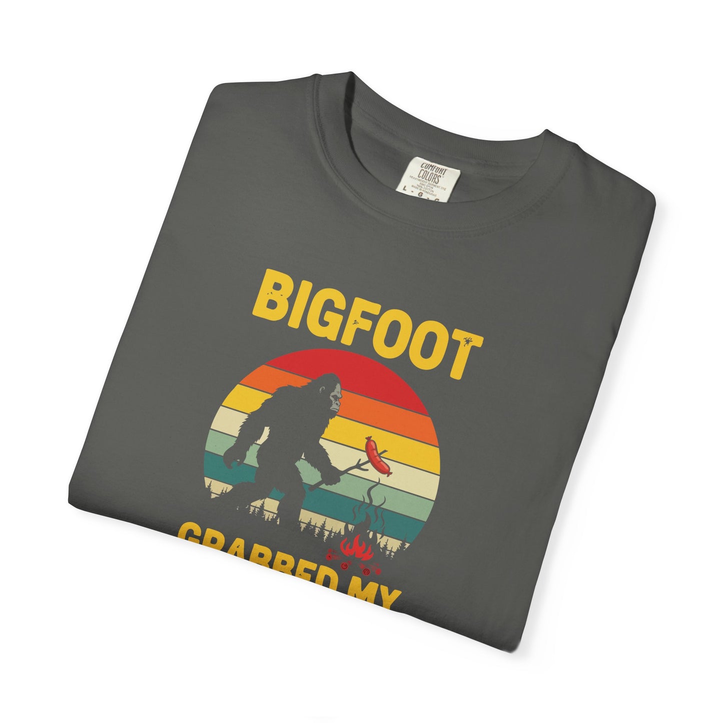 Bigfoot Grabbed My Weiner Unisex T shirt