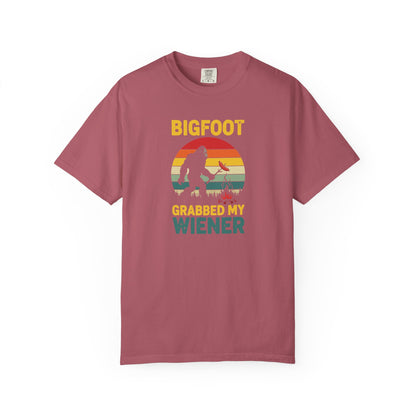 Bigfoot Grabbed My Weiner Unisex T shirt