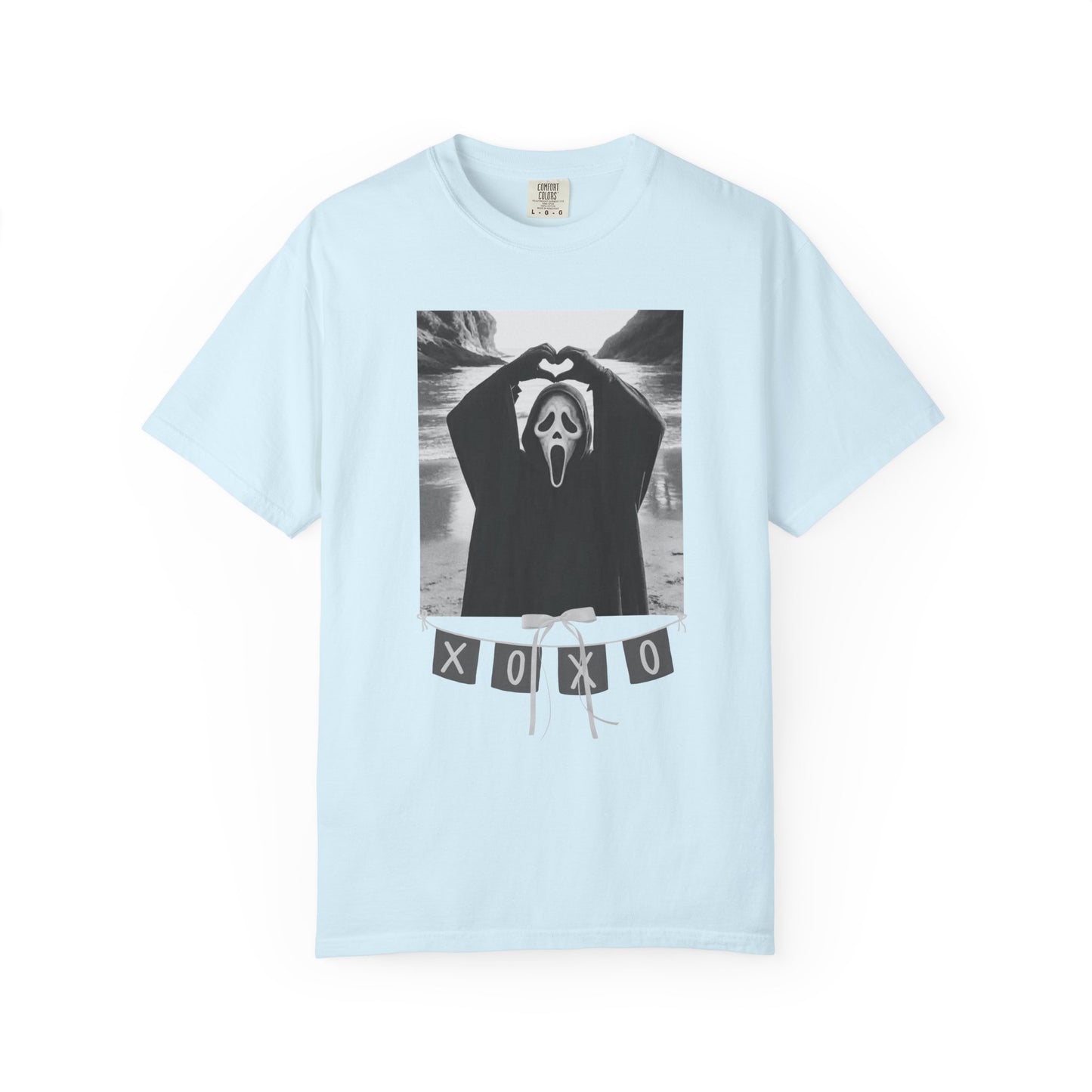 Scream Mask 'XOXO' Graphic T-Shirt