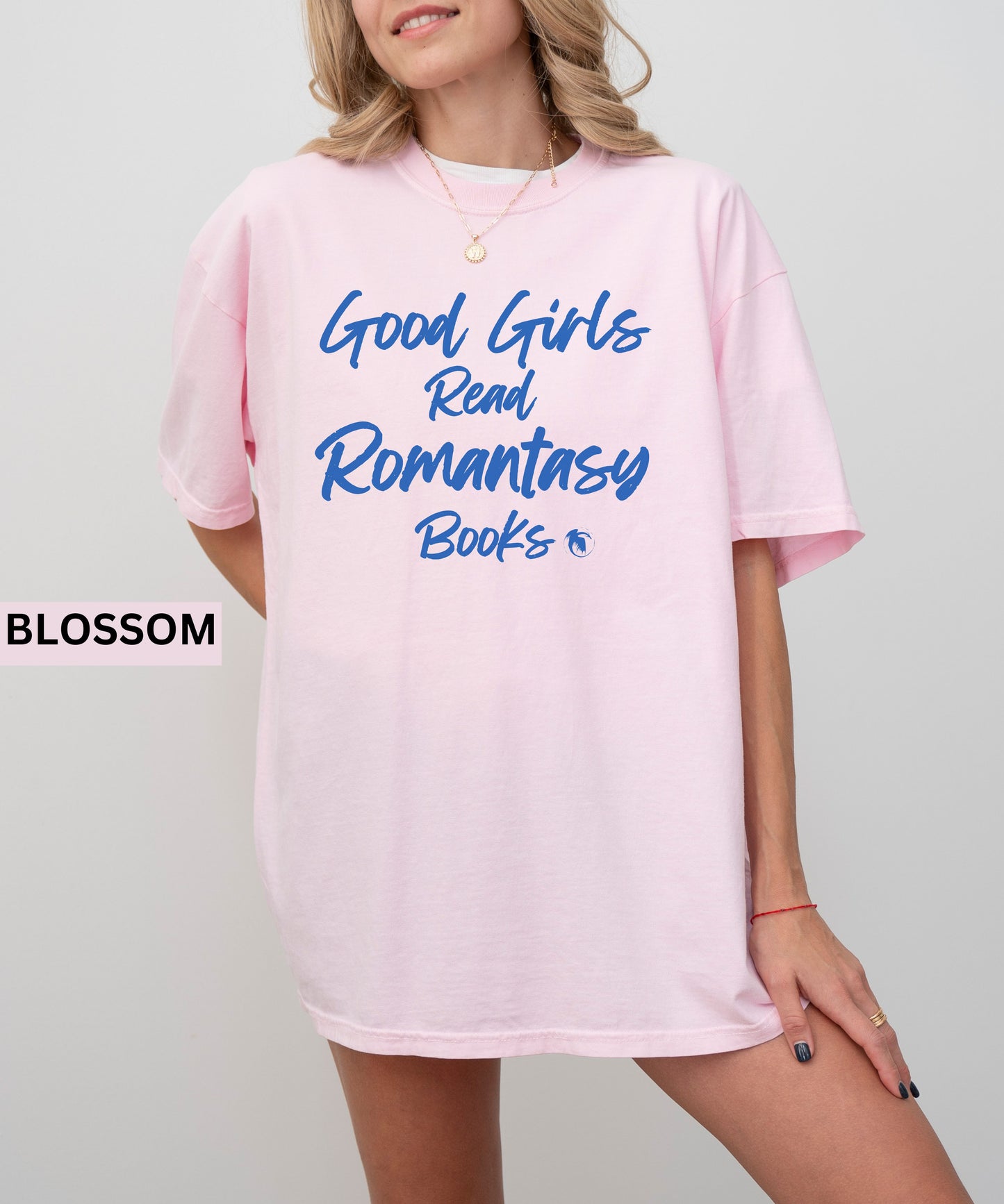 Romantasy Book Lover T-shirt