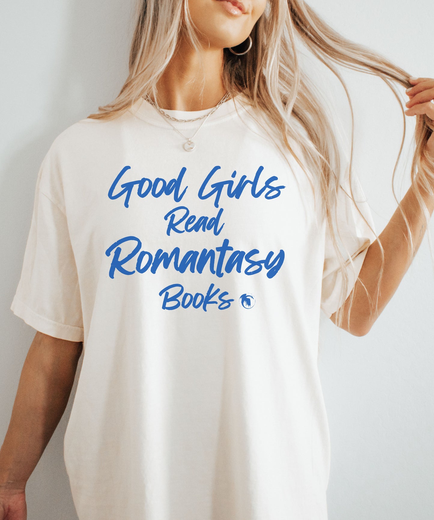 Romantasy Book Lover T-shirt