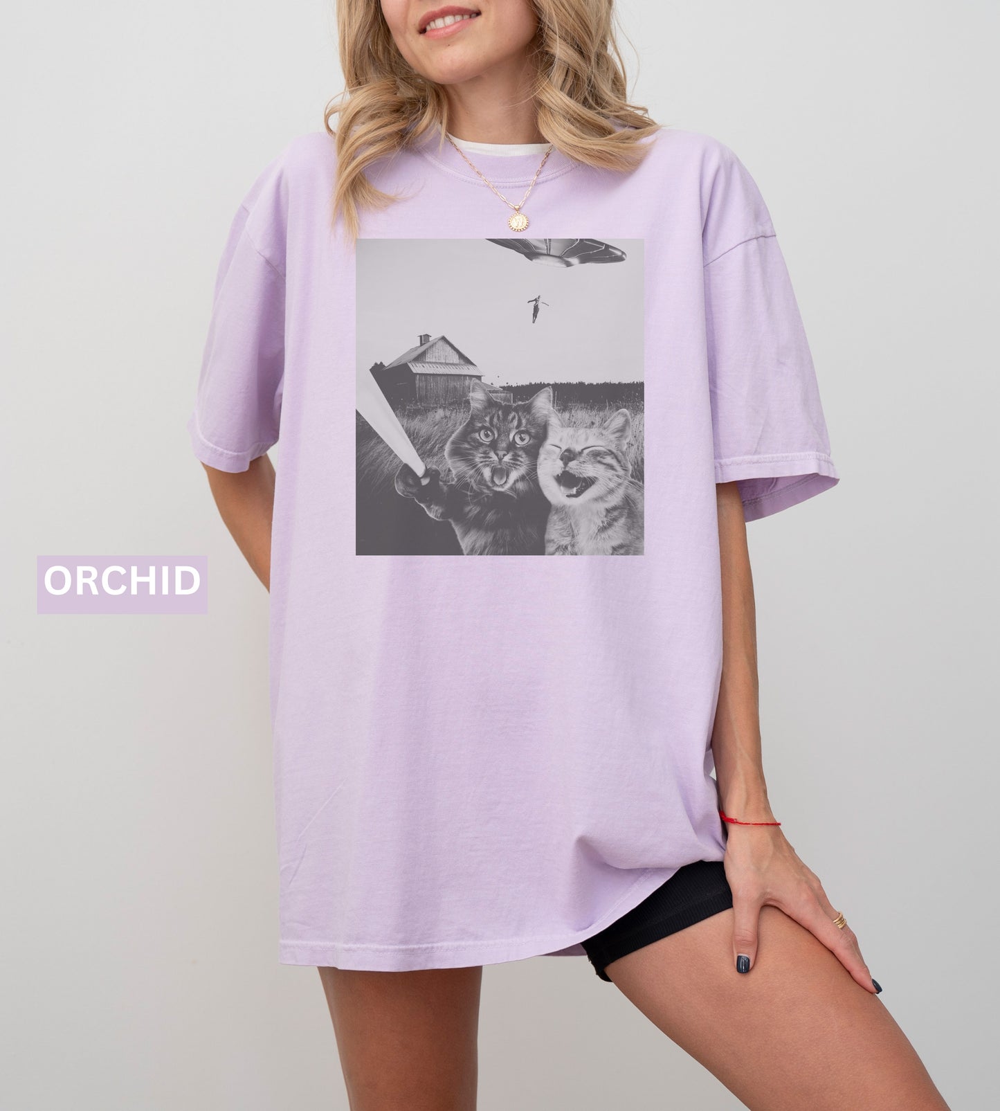 Cat UFO Graphic T-Shirt