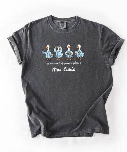 Personalized science goose t-shirt in pepper — funny lab illustration tee	