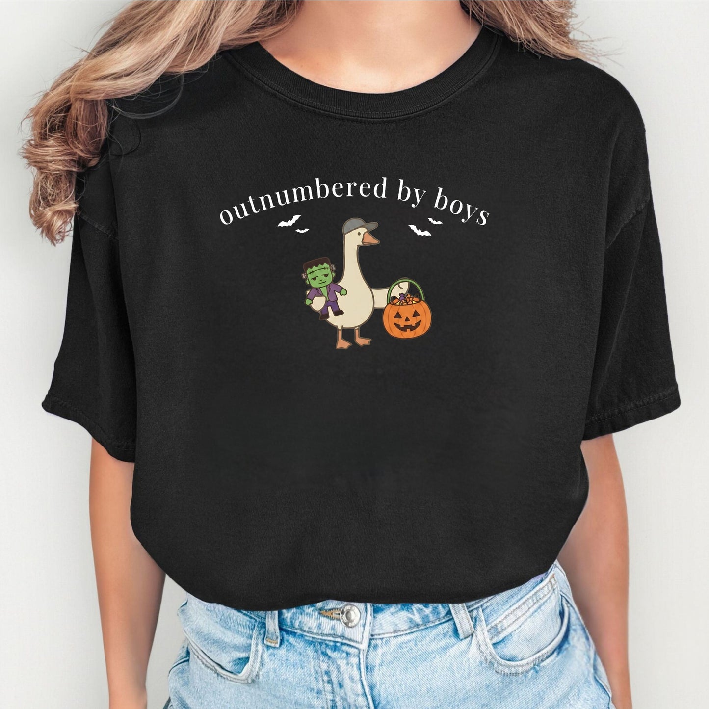 Silly Goose Outnumbered by Boys Halloween graphic tee in Black – GodaStudio