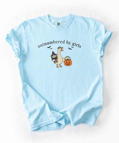 Silly Goose Outnumbered by Girls Halloween graphic tee in Chambray – GodaStudio