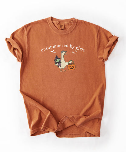 Silly Goose Outnumbered by Girls Halloween graphic tee in Yam – GodaStudio
