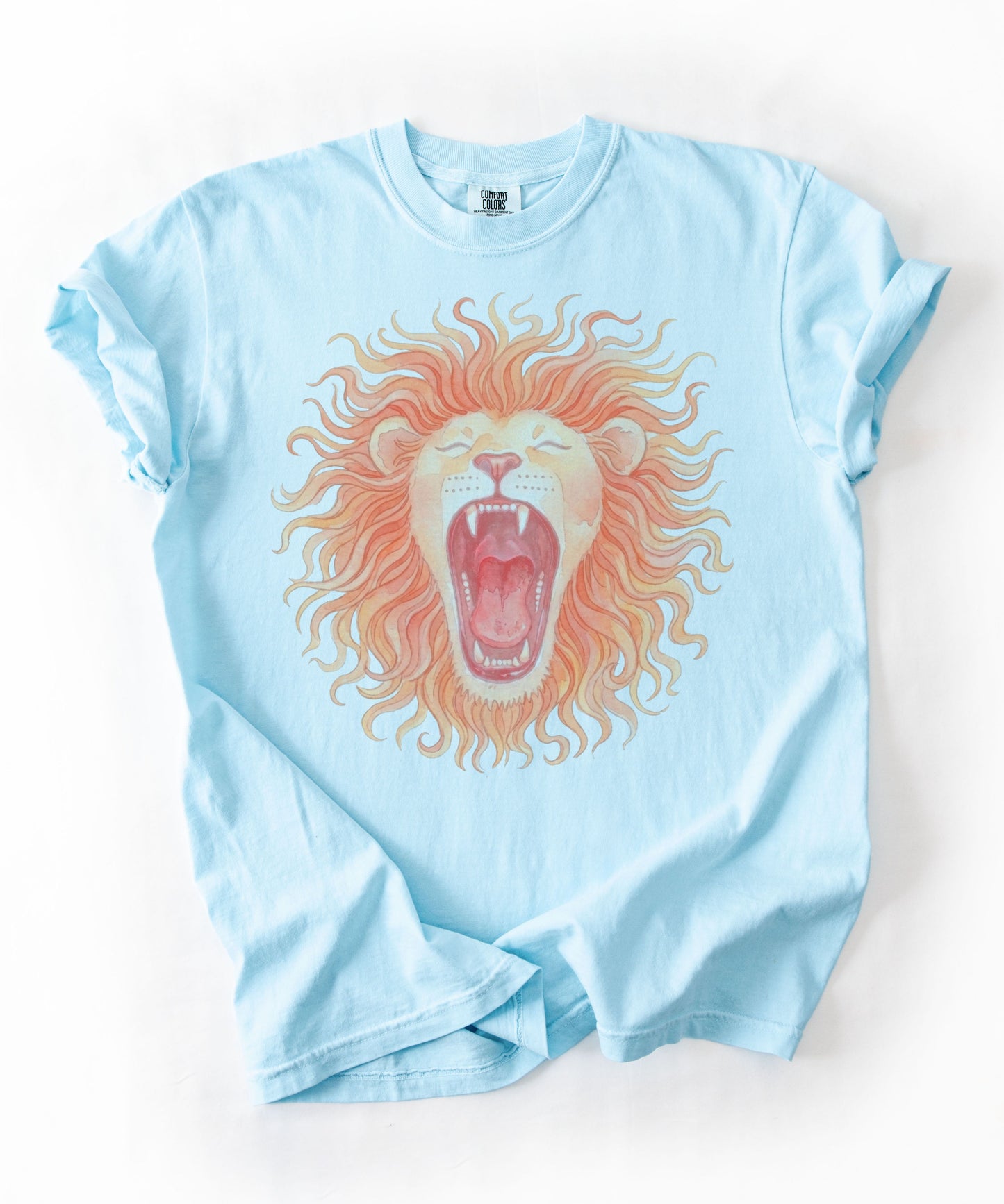 Roaring lion watercolor graphic t-shirt in Chambray, garment-dyed cotton tee with bold mane print