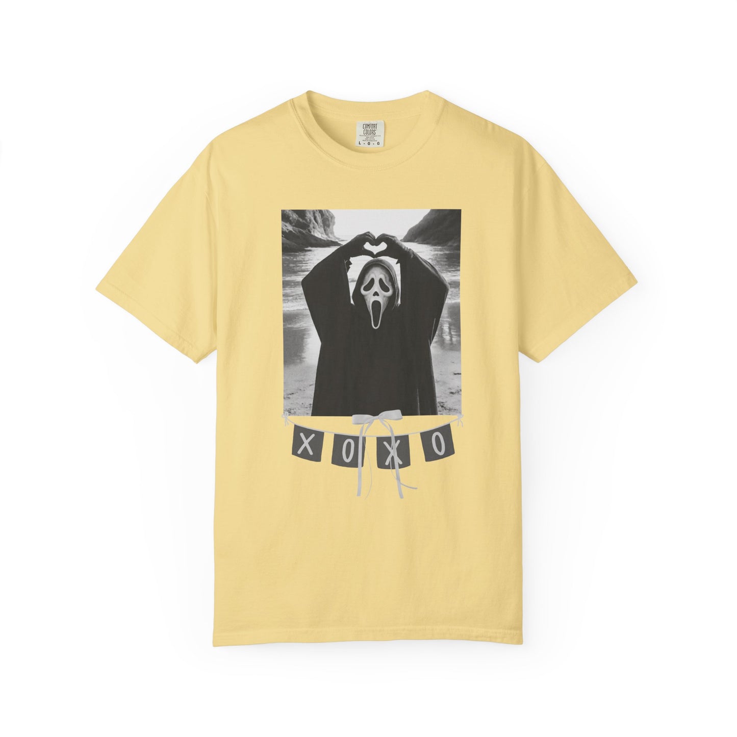 Scream Mask 'XOXO' Graphic T-Shirt